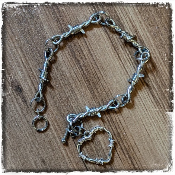 Handmade Barbed Wire Heart Charm Bracelet - Picture 2 of 5